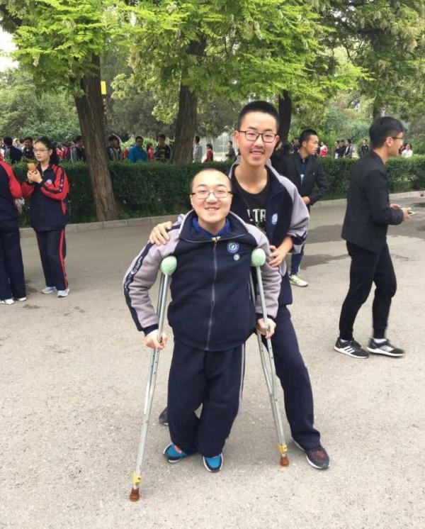 �廪���������鳤���м�����κ�����������������