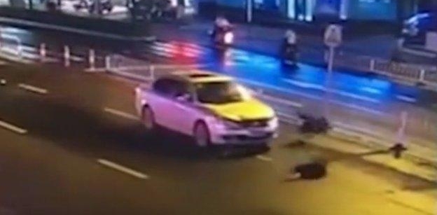 ����ײ�� 2 �� ����ʱ�ٴ���ѹ��һ��һ��