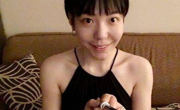 ������Ů��ڵ�������������Ī������