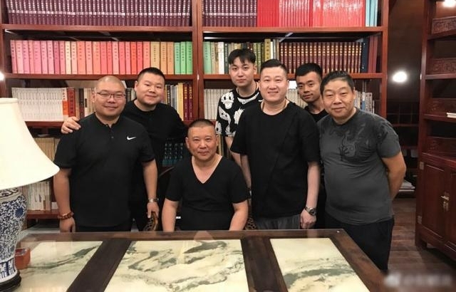 �ɺ��ױ�ʦ�����¸����鷿���������������Ⱥ��ն�����һ��������