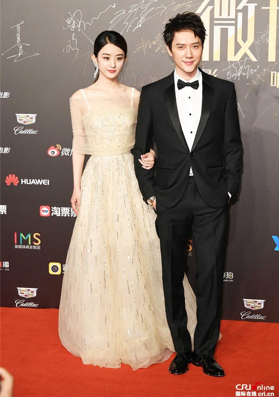 Ů�Ǻ�̺���ޣ��������찮��Vƴ�� �������߶�͸��װ