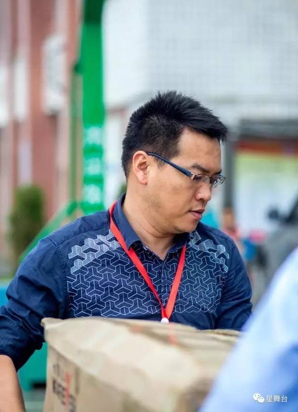 ����վ�¾�Beyond����ƼҾ��ݳ�����Ʊ�Ͻ���