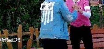 ���е��弾������������α� һ������ һ������