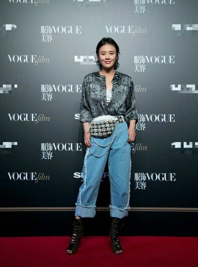 ����Ӱ����ۺ�̺�����Ĵ�˯�¾����ˣ����ݵ�һ�۾����ϳ�л�ȣ�