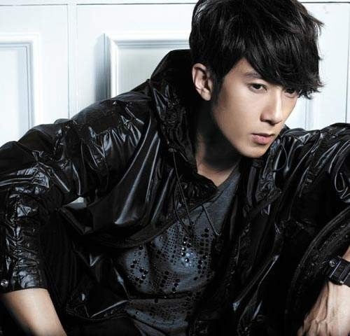 ����ְֳ�˧�� ������������Ө���ϱ���