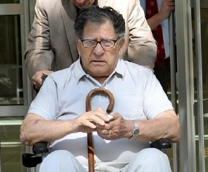 ��������100����� ��һ����ɱ���Լ��Ķ���