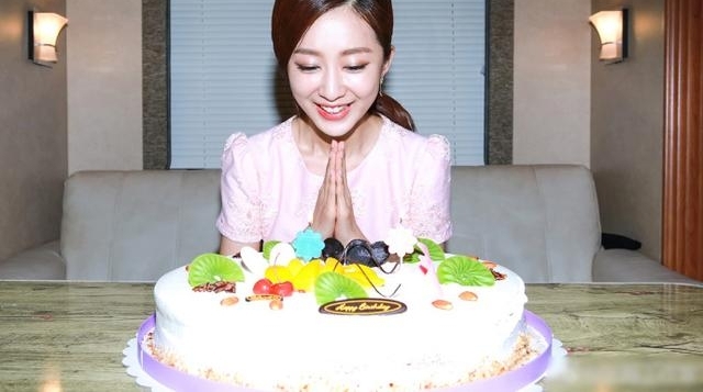 �ź�Ƭ������Ϊ��������������ף�������BOSS��������ů��