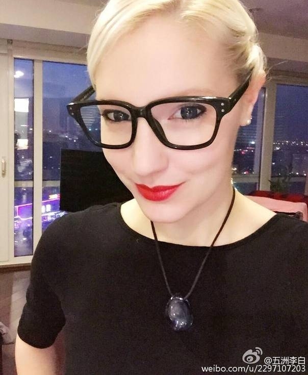 �������ں����������ֺ�;�ͨ�����黭�Ľ��