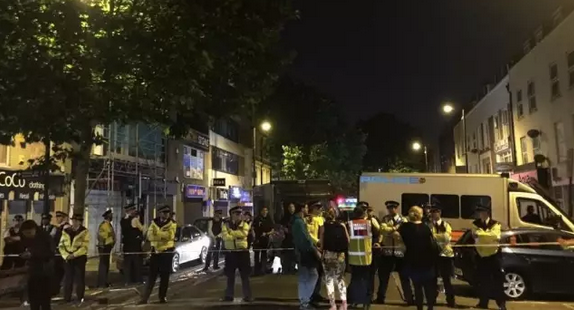 һҹ����ġ��Ȼ���С�ܵܡ��ҵ��ˣ�������������ɾ��������Ƭ