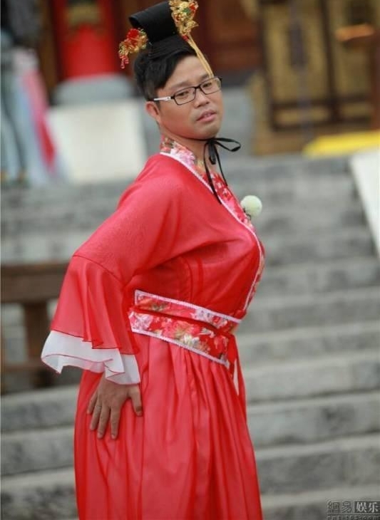 �����Ȱͼ��뼫����ս���˰����׻Ʋ����ڻ������˭����