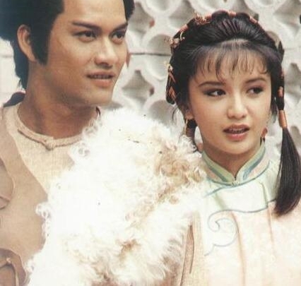 ���������30�꾭����Ӿ磬һ��Ӣ����������һ��