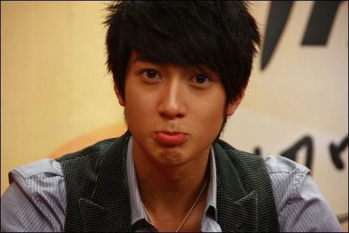 ����ְֳ�˧�� ������������Ө���ϱ���