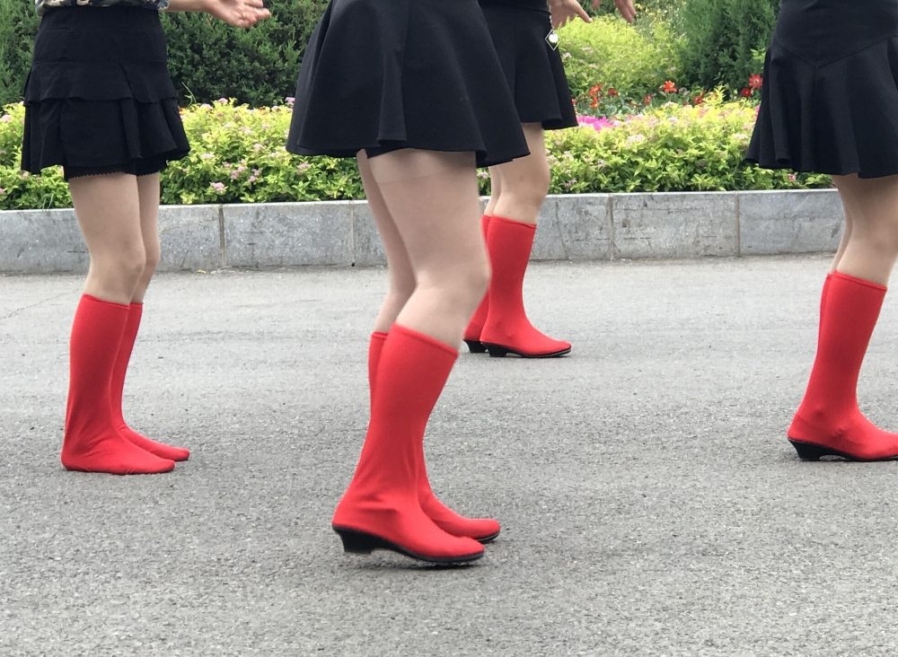 ����ս�װ���㳡�� ����ֱ��׬����