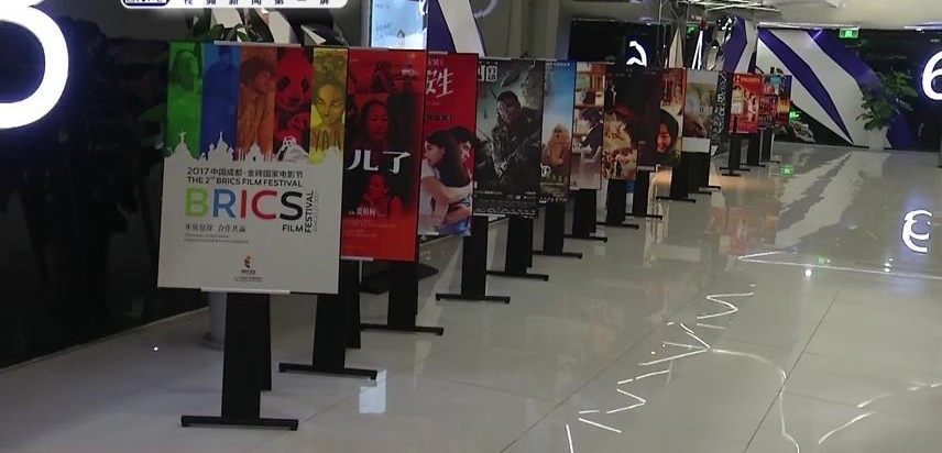 ������Я�ײ���ש�������Ƭ�봨 ���ܡ��Ĵ��۲졷ר��