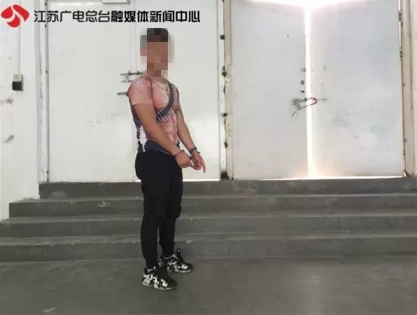 ��Ů�����Ѿ۲�������KTV �������ֿ���û��