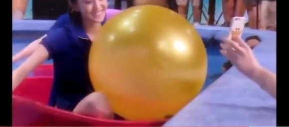 ����¼�ƽ�Ŀ�ź�ͻȻ�����绰����������Ҳ������