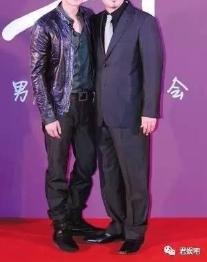 ���ǵİְ�˭��˧������֣ˬ�ְ���ֵ�ߣ���������ְ�����У�