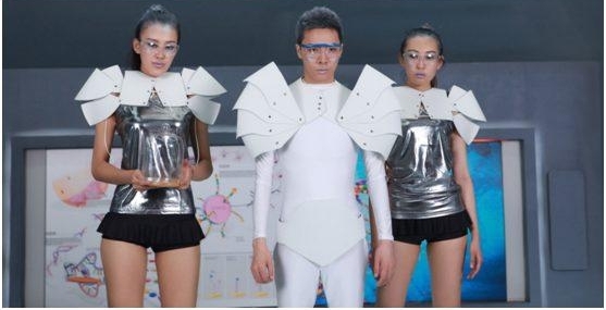 ���Ͼ�����Ϸ����ս��MV�����ع� ����Ů�����ÿ�