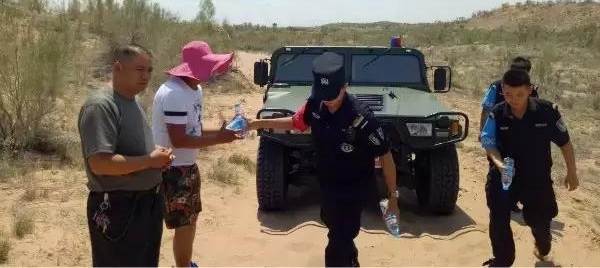 ��������οͱ�����������ɳĮ����ʿԽҰ��������Ԯ����л�Ÿ��ˣ�