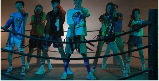 ���Ͼ�����Ϸ����ս��MV�����ع� ����Ů�����ÿ�