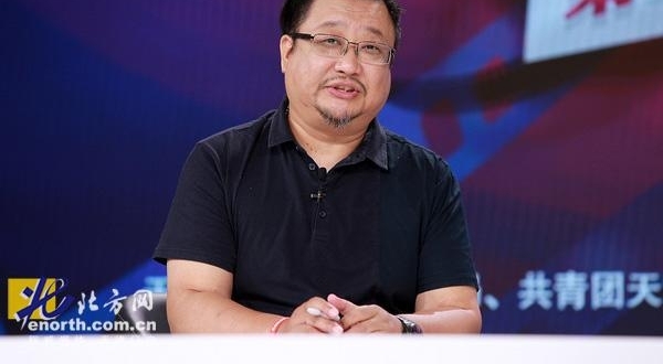 ���裺�õ�Ӱ��Ϊ��Ӱ���ϳ�� �ɵ�������ȥ