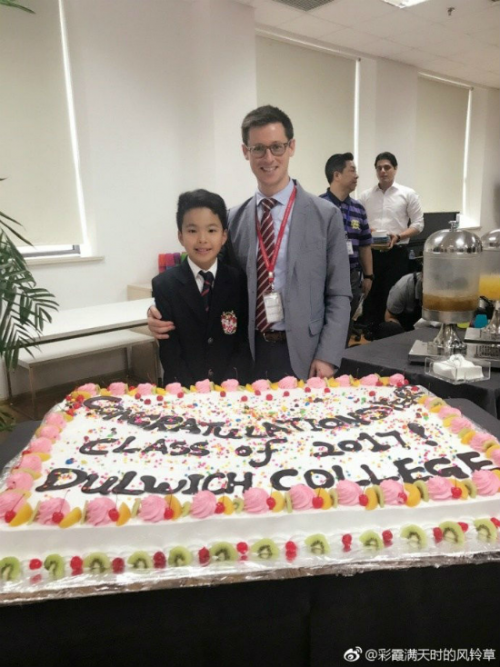 �����ڶ��ӱ�ҵ��Ƭ�ع� �����ڶ��Ӷ���˶�����ʲôѧУ