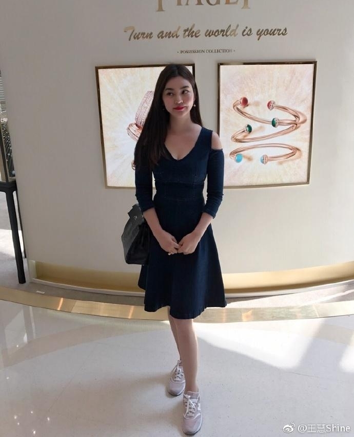 ��������Сħ�ɡ�ħ��Ů��32���� �����ഺ����ʮ��