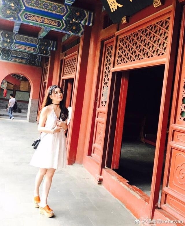 50�겻��Ů���±�ϼͻ��΢�������޹Ž�����ȴ������һ�ٳ���