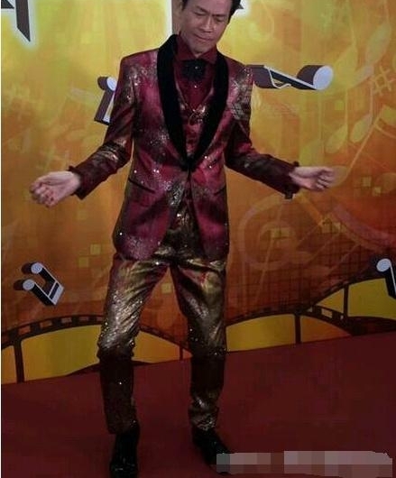 70��֣��������ع⣬�ֱ�������������̬��˧����ɲ�������