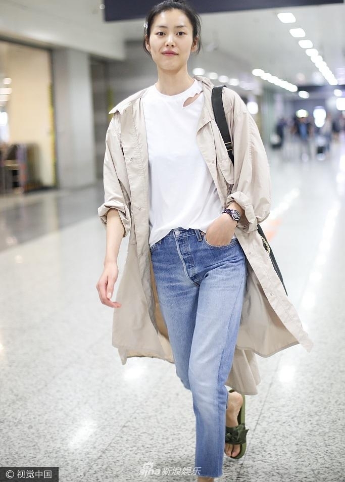 ������������Ц������ ������ͷ����Ů��