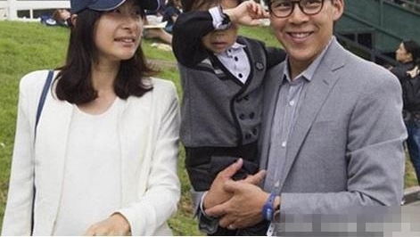 ��ʫ���һ�����ȹ�������һ���·�����