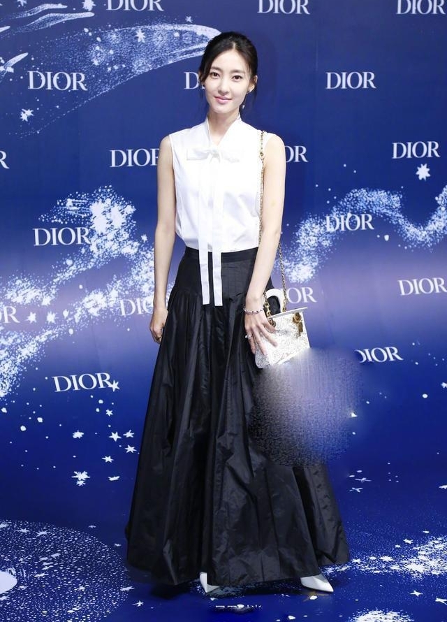 baby¡�ع���ͷ�������յ�����ѹ�����ѷ���һ����������