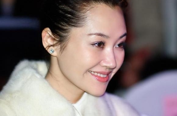 ���ҹ�������ô������6λŮ�ǻ���û�м޳�ȥ��