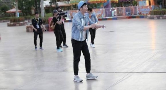 �����ܰɡ��ֵ��������εľ�Ȼ�����ǣ� �粽����ɼ�ǿ���