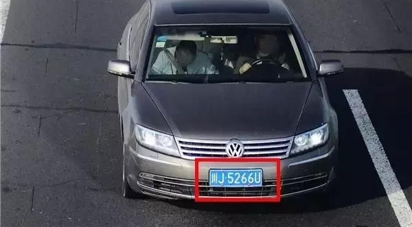˫�ɷ־�Υ���ع�̨