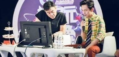 ������һ���ëС�Ӽ�ŭ�ˣ���������¶�����ⲻ�ɺ��ӣ�