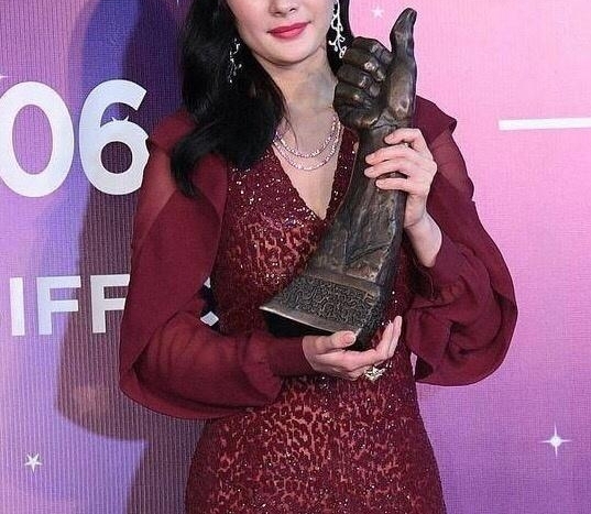 ��ϲ�����ٶȷ�󣬵�20���Ϻ���Ӱ�ڡ�