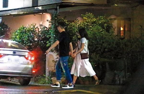 �׳���򸾽�ͷǣ������� ����7�����ж����ع�