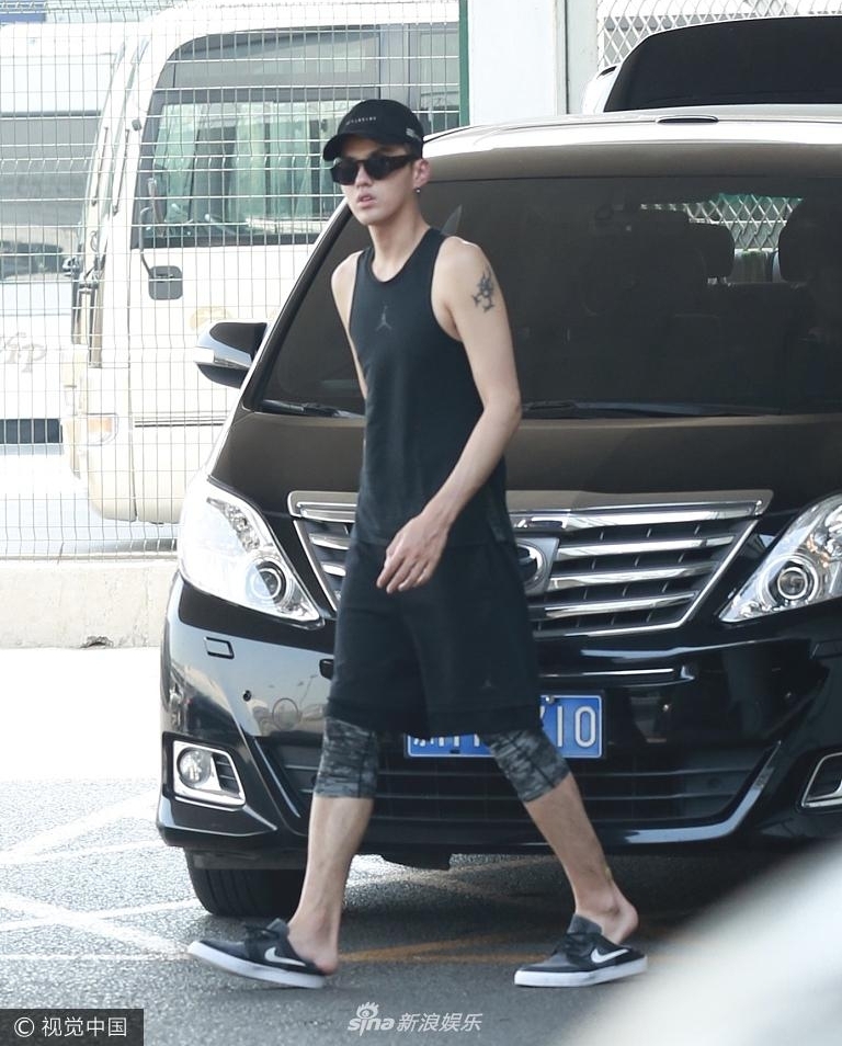 ���ෲȫ��look������ ���ͦ���ֱۼ����ʵ