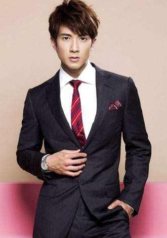 ����ְֳ�˧�� ������������Ө���ϱ���