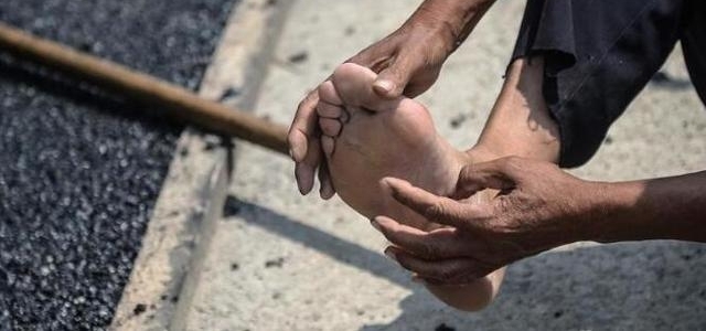 �㲻֪����������һȺ�ˣ�ͷ�����գ��ű����������̳���