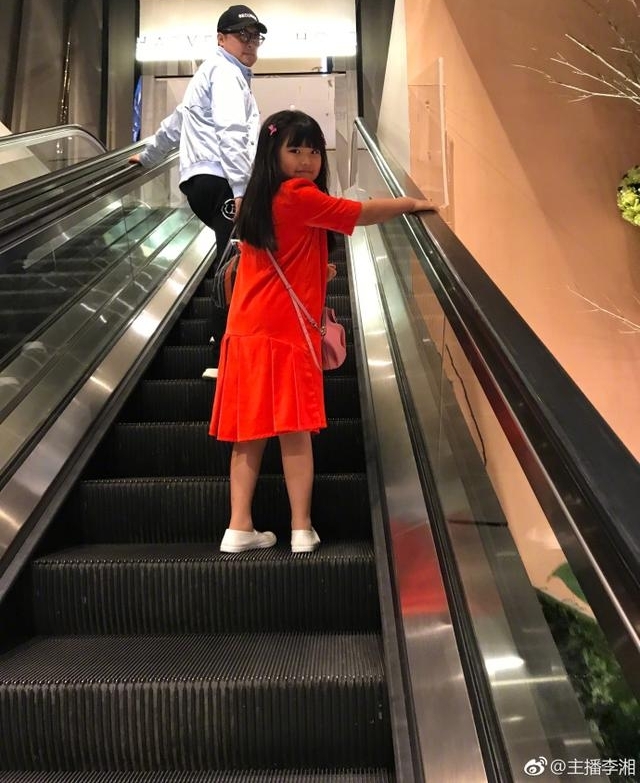 �����ѵ�ɹŮ������ʫ�䳤�����ˣ��Ѿ��ݵò����ϣ����ò�������