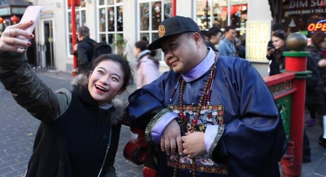 �����������ռǡ����� ��ԽЯ�ڹֿ����׶ط���ˮ��