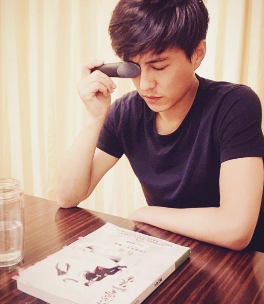 Ӱ��Ȧ�����ô�ý����ģ�������Ÿ��Ҳ��ֻ�����װٺ��ˣ�