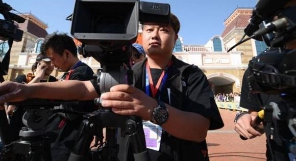 �����ܰɡ��ֵ��������εľ�Ȼ�����ǣ� �粽����ɼ�ǿ���