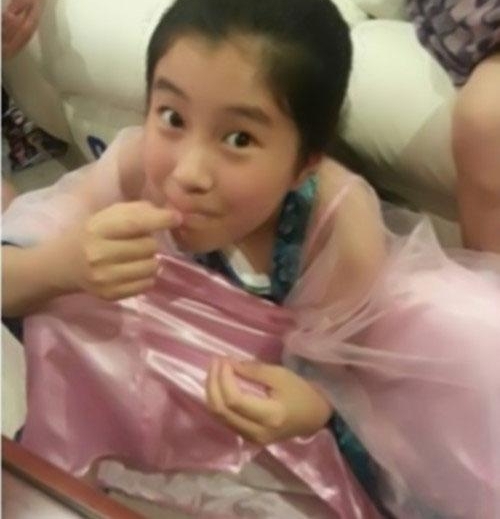 ����ǰ�ޣ����Ÿ߹ܰ׸�������ò�����ʥ����Ϊ��Ů������ʮ��