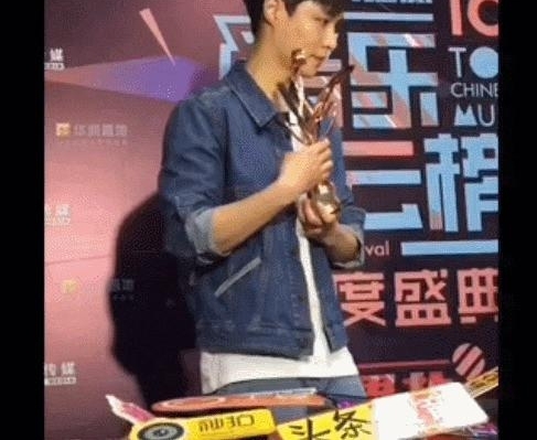 ֻ����̹������ʵ���Լ���Ҳ�Ͳ����κ�������������������