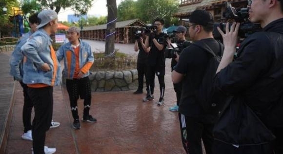 �����ܰɡ��ֵ��������εľ�Ȼ�����ǣ� �粽����ɼ�ǿ���