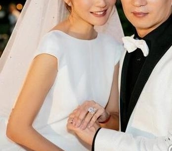 ����������ָ�ع⣬��ֵ��ǧ��������ӵ���