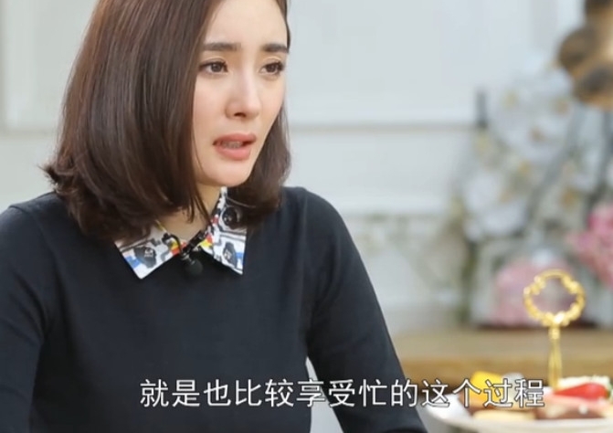 �������أ���æ��ʱ��ÿ��˯������Сʱ��Ը������æµ�Ĺ��̣�